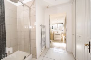 Photo 17- click for photo gallery